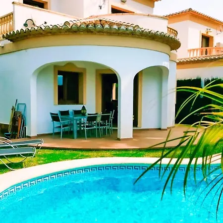 El Palmar With 3 Bedrooms Close To The *