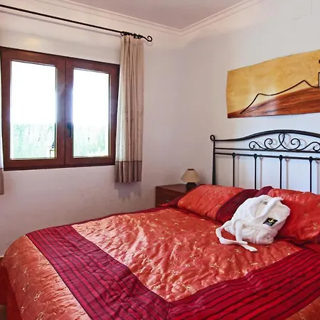 Villa El Palmar With 3 Bedrooms Close To The