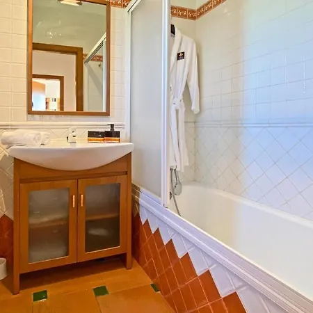 Villa El Palmar With 3 Bedrooms Close To The